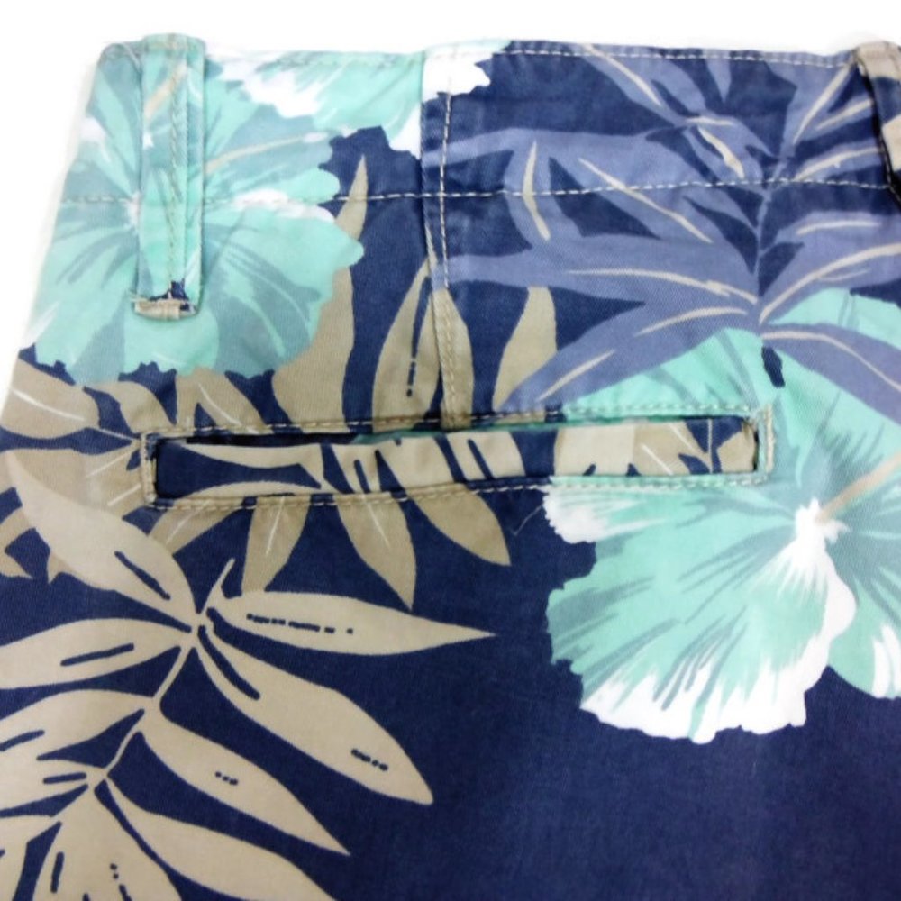Mens Aeropostale Hawaiian Print Bermuda Shorts -29 - Picture 4 of 8